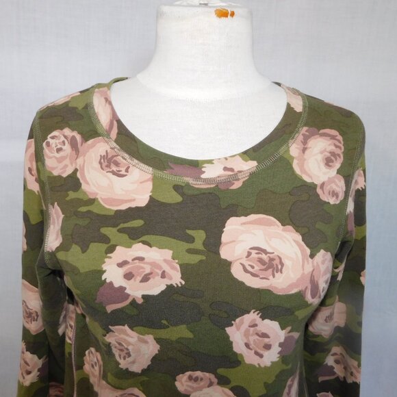Stella & Dot Womens S Green Camo Pink Roses Rose gold Zipper pullover Sweatshirt - Picture 2 of 11